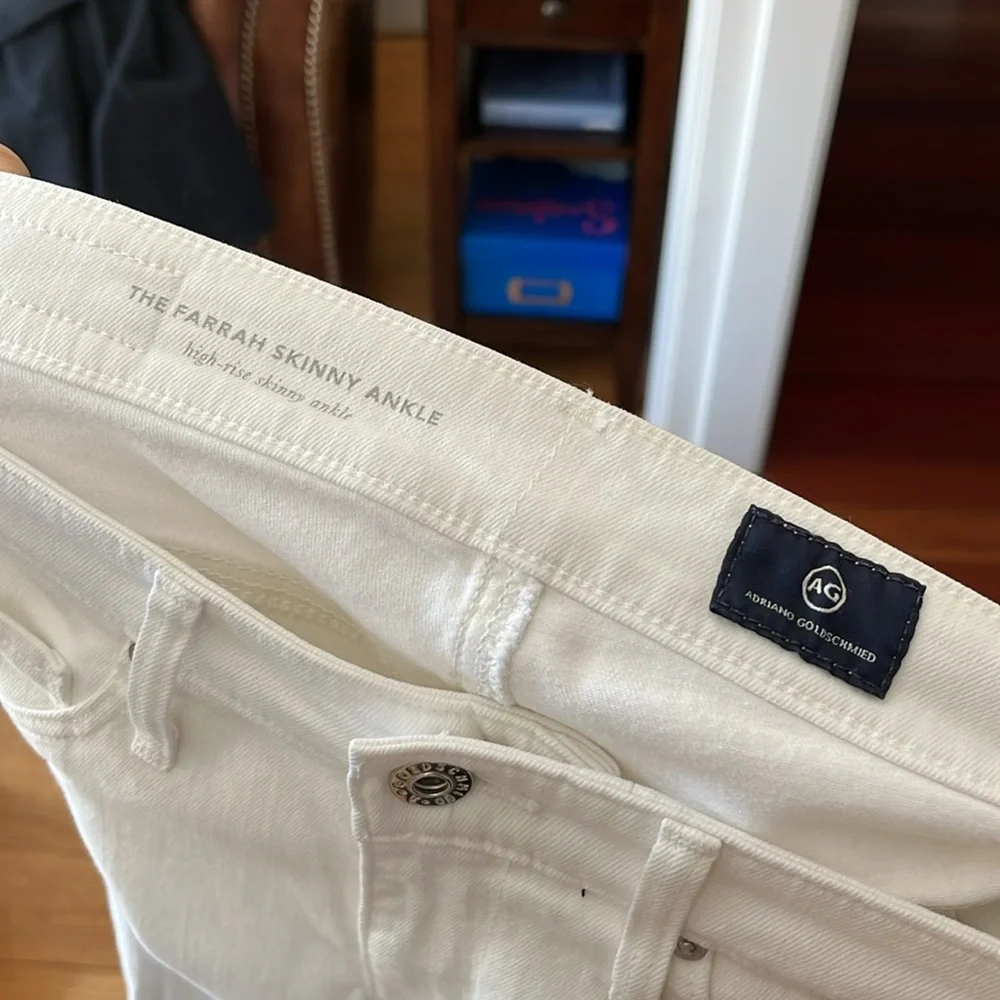 AG White Skinny Jeans - Original Length - Size 24 - Picture 4 of 4